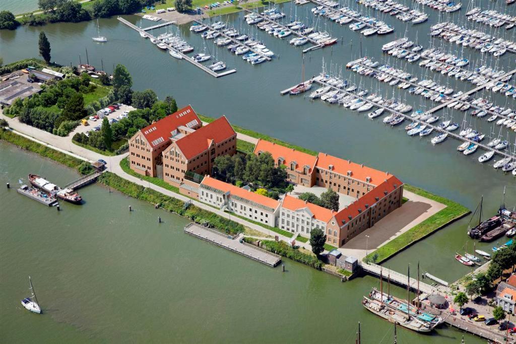 Hotel Oostereiland Hoorn  Exteriör bild